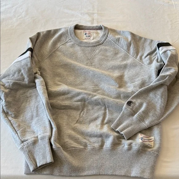 Todd Snyder x Champion Light Gray Sweatshirt with Black Accents - Picture 1 of 6